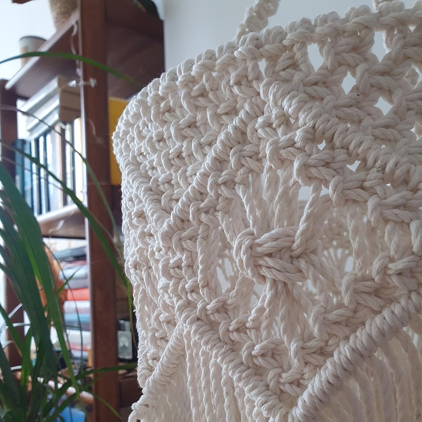 1Pieces Macrame Lampshade Bohemian Style Hanging Pendant Light Decorative Lampshade Hand Woven Pendant Light Decorative Tassel Lamp Shade - without Lights