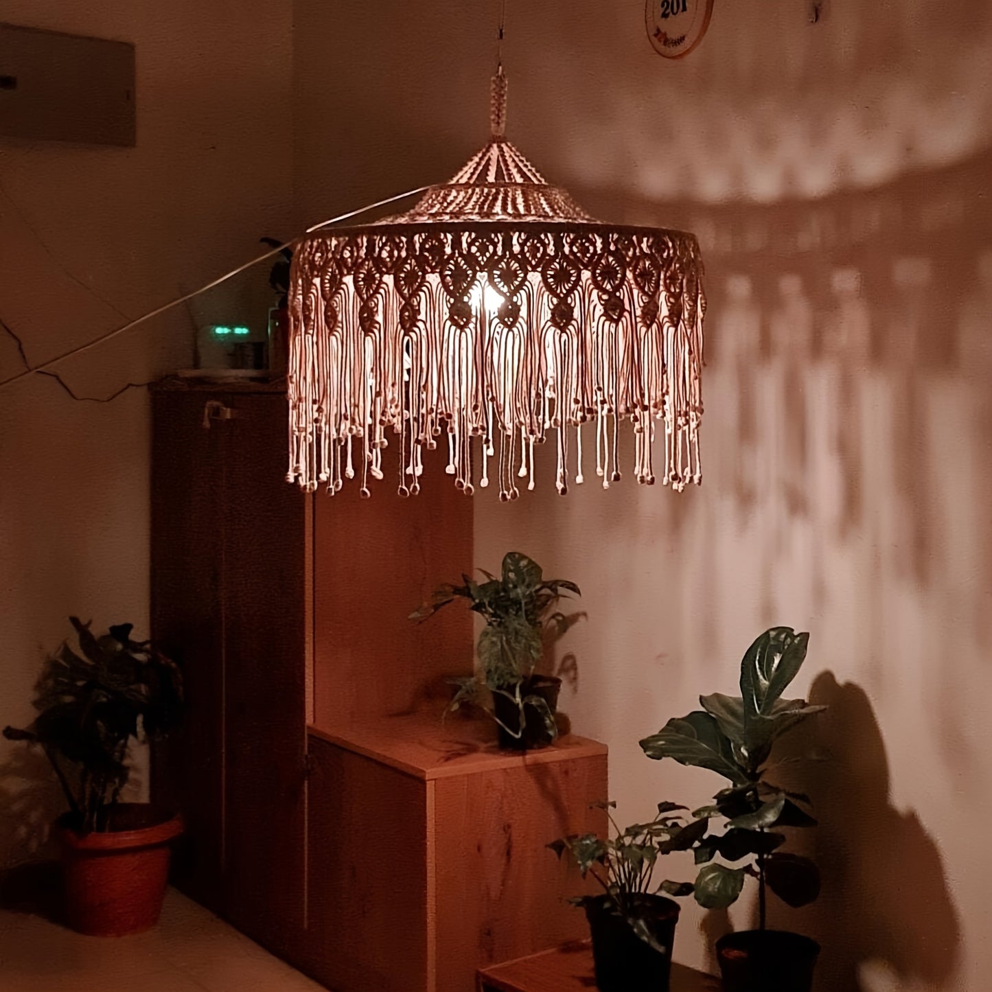 1Large Bohemian Style Woven Lampshade - Long Tassel Ceiling Light Shade,Beige/Waterfall Chain Design,Suitable for Living Room、Bedroom、Terrace - No Power Supply Required,Decorative Lighting Accents,Artistic Home Decor,Hand-woven Fabric,Exclusive for Interi