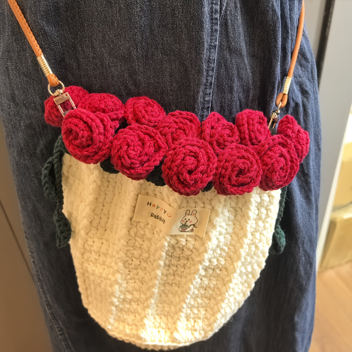 (Finished Product)Handmade Crochet Flower Bag Knitted Rose Bouquet Bag for Women3D Floral Crossbody Bag Knitted Clutch,For parties use/Vacation、Women's Bags for Holiday Gifts and Casual Accessories(Including Gift Bag)