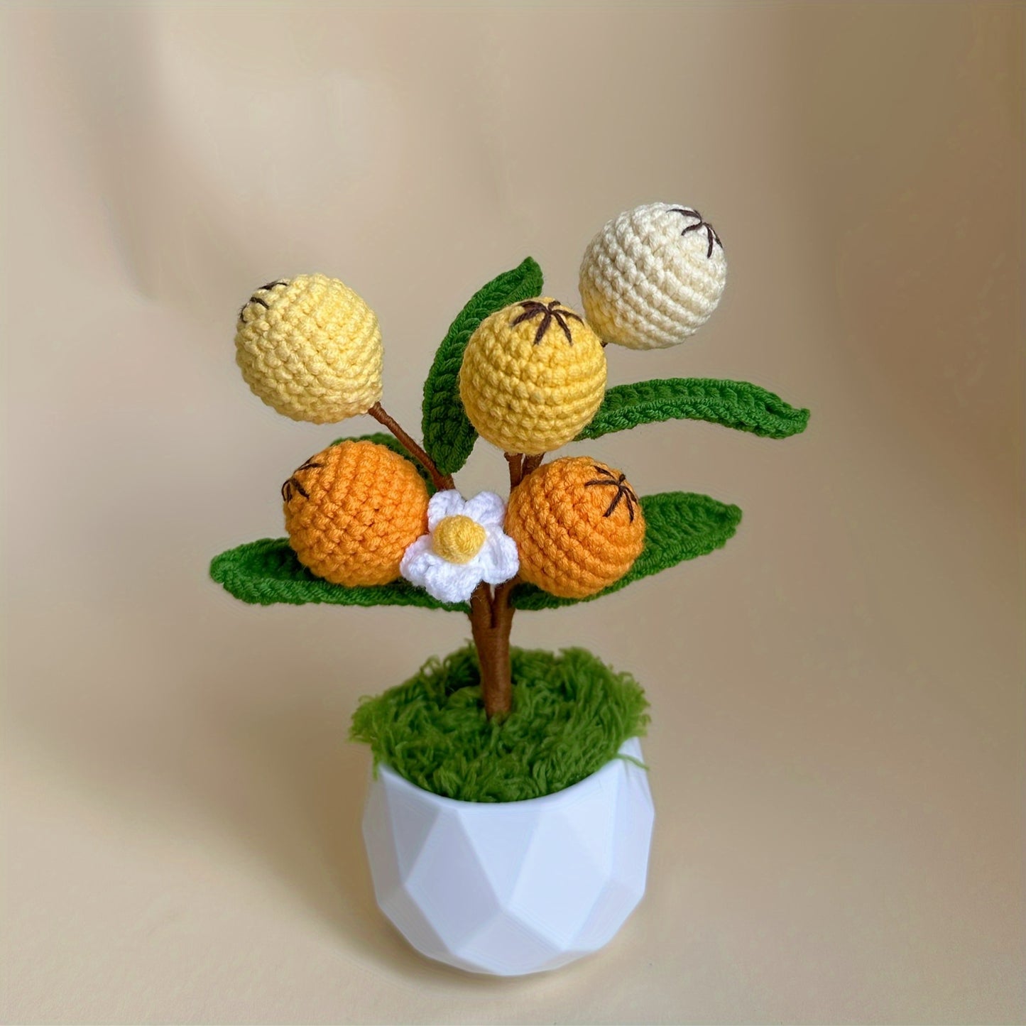 1pc Handwoven Blueberry Covered Plate Artificial Green Plant Potted Plant-Charming Car Dashboard Decoration,Desktop Bedroom Home Decor Very suitable for personal use or as a Valentine's Day gift for friends or girlfriends