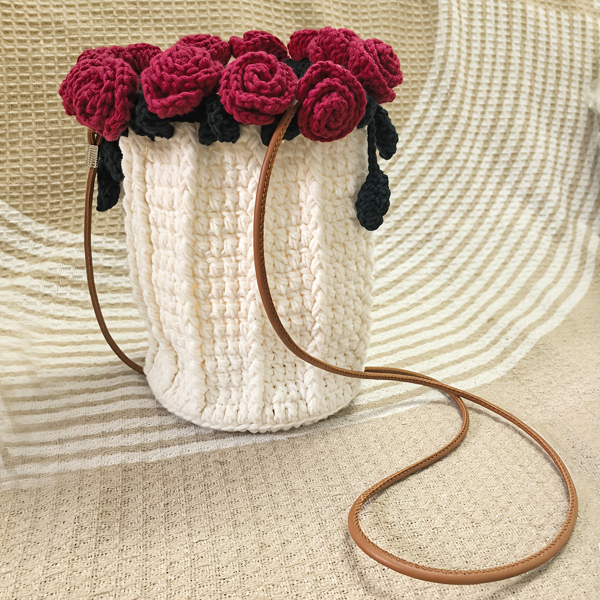 (Finished Product)Handmade Crochet Flower Bag Knitted Rose Bouquet Bag for Women3D Floral Crossbody Bag Knitted Clutch,For parties use/Vacation、Women's Bags for Holiday Gifts and Casual Accessories(Including Gift Bag)