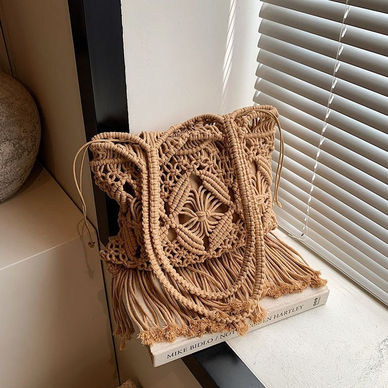 Straw Woven Bag Retro Hollow Handmade Woven Shoulder New Cotton Thread Crossbody Bag Casual Vacation Bucket Beach Bag02