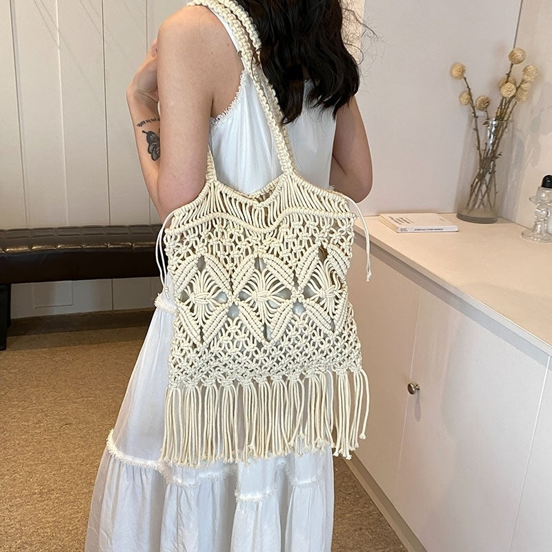Straw Woven Bag Retro Hollow Handmade Woven Shoulder New Cotton Thread Crossbody Bag Casual Vacation Bucket Beach Bag02
