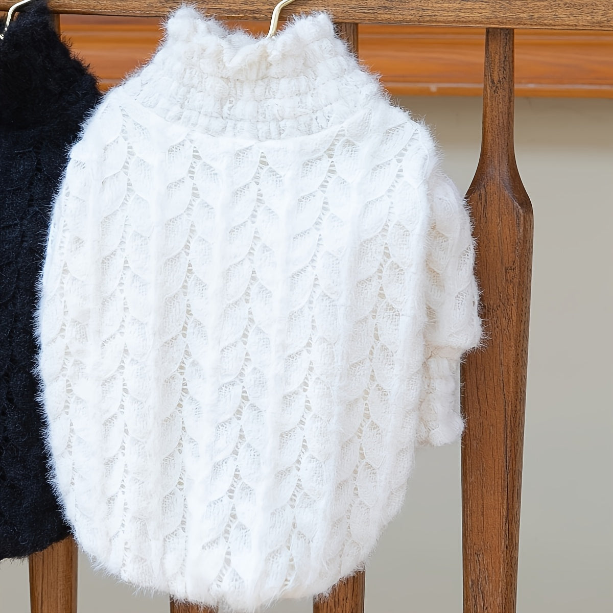 A White Puff Sleeve Plush Lace Pet Top Suitable for Cats and Dogs Can Be Used in Spring