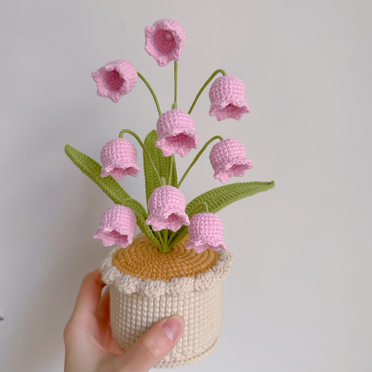 1pc Crochet Lily of the Valley Potted Plant Artificial Greenery Home Decoration A Heartfelt Birthday Holiday Gift Home Living Room Decoration Hanukkah Thanksgiving Valentine's Day,Wedding Exhibition Decoration