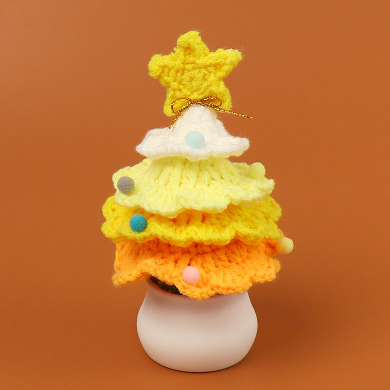 Hand Woven Christmas Tree Potted Plant Tabletop Decoration - Celebration,No Electricity Required。
