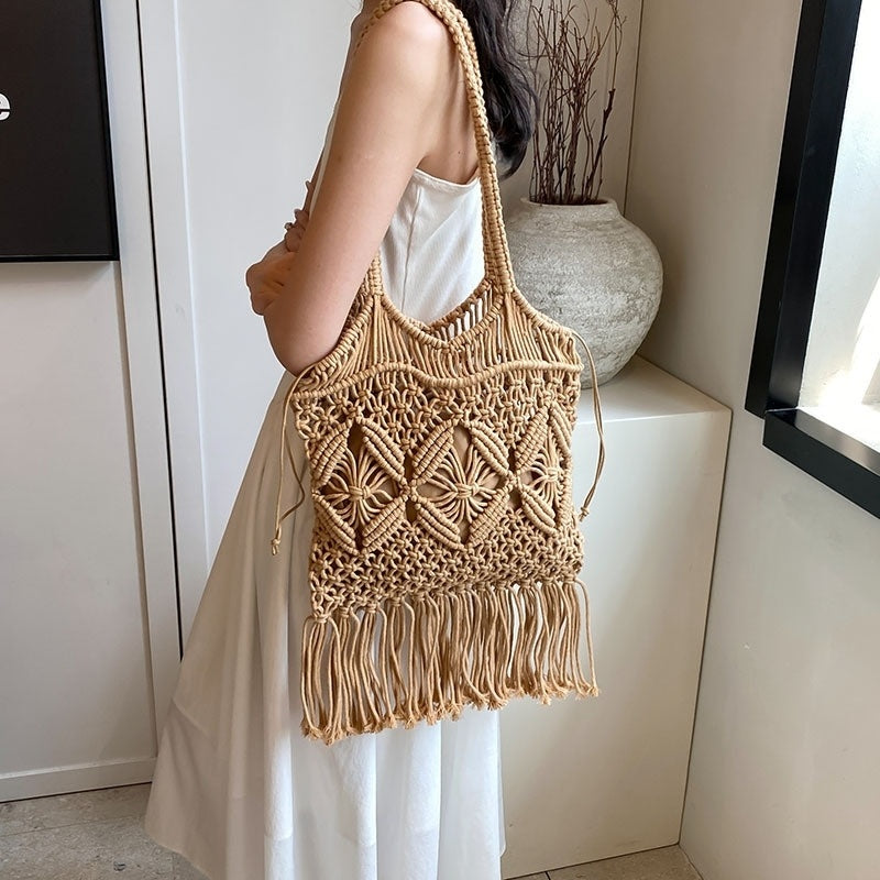 Straw Woven Bag Retro Hollow Handmade Woven Shoulder New Cotton Thread Crossbody Bag Casual Vacation Bucket Beach Bag02