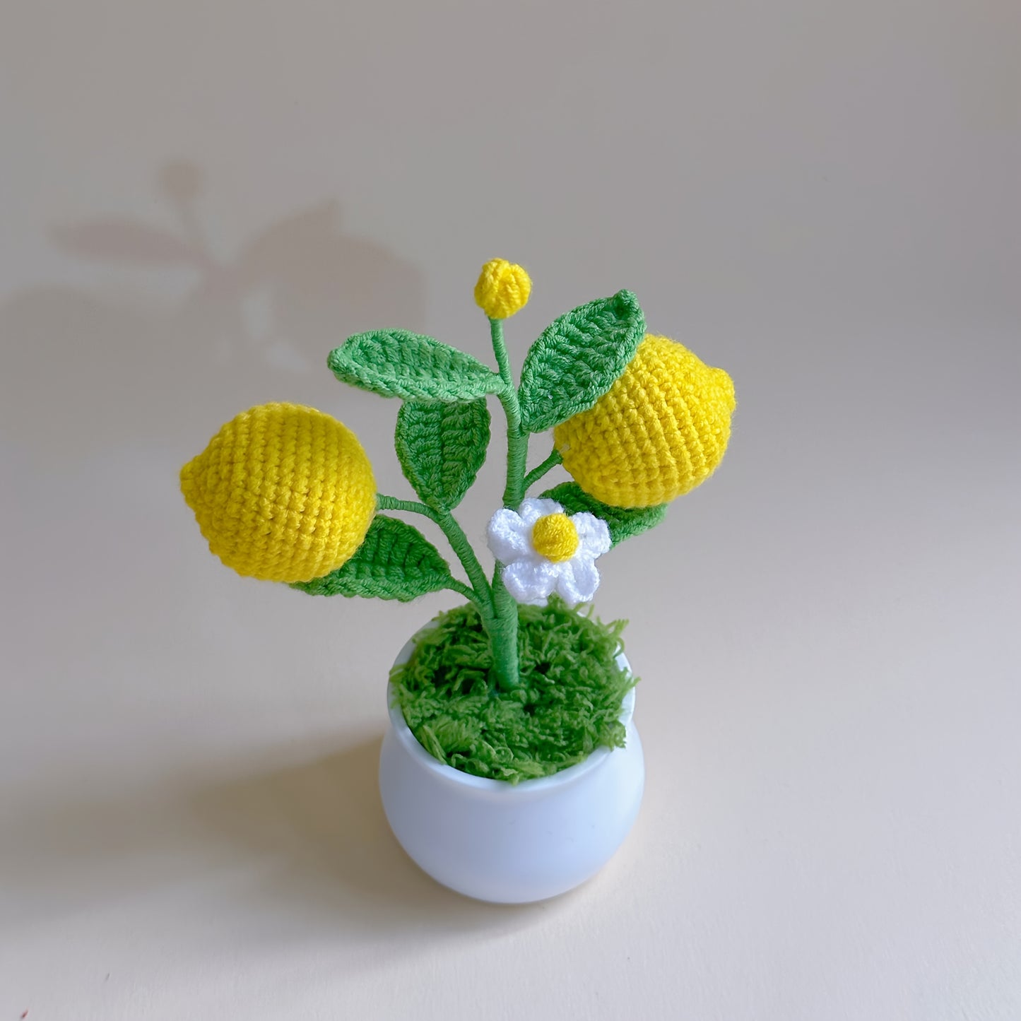 1pc Handwoven Blueberry Covered Plate Artificial Green Plant Potted Plant-Charming Car Dashboard Decoration,Desktop Bedroom Home Decor Very suitable for personal use or as a Valentine's Day gift for friends or girlfriends