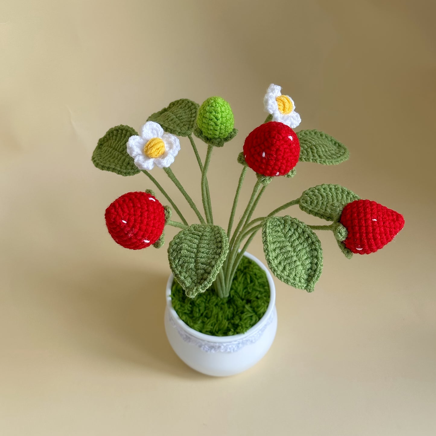 1pc Handwoven Blueberry Covered Plate Artificial Green Plant Potted Plant-Charming Car Dashboard Decoration,Desktop Bedroom Home Decor Very suitable for personal use or as a Valentine's Day gift for friends or girlfriends