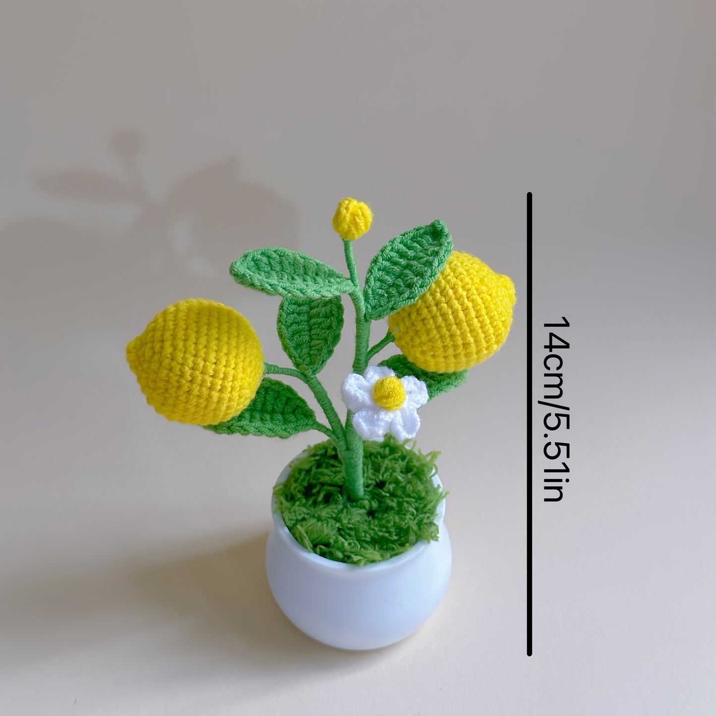 1pc Handwoven Blueberry Covered Plate Artificial Green Plant Potted Plant-Charming Car Dashboard Decoration,Desktop Bedroom Home Decor Very suitable for personal use or as a Valentine's Day gift for friends or girlfriends