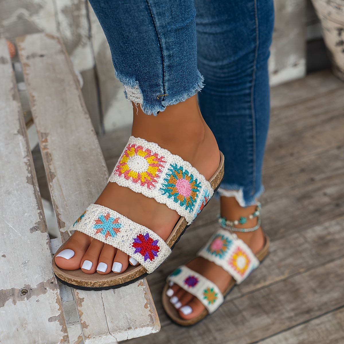Women's Black Apricot Knitted Cute Floral Double-V Straps Round Toe Open-Toe Slip-On Fashionable Versatile Flat Slippers with Non-Slip Wear-Resistant Large Size Home Shoes Suitable for Vacation Travel Bohemian Style Sandals