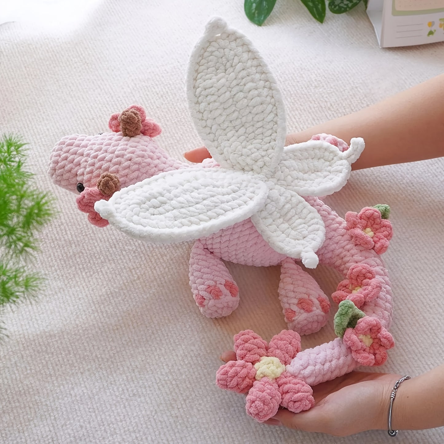 A set of pink flying dragons DIY Crochet Hook Set,Suitable for Beginners、Handicraft Enthusiast,Crochet Kit for Adults,DIY Adult Crafts,Birthday Valentine's Day Holiday Gifts,Cute and Fun Home Decor Ornaments-Non-Finished Product