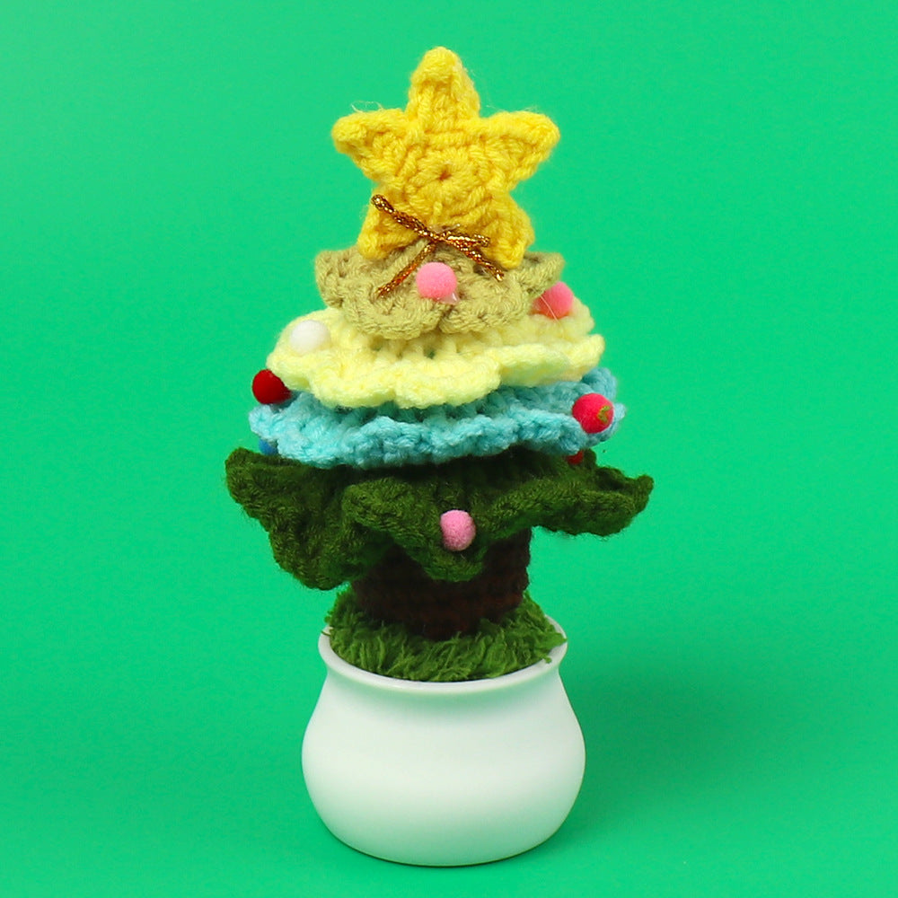 Hand Woven Christmas Tree Potted Plant Tabletop Decoration - Celebration,No Electricity Required。