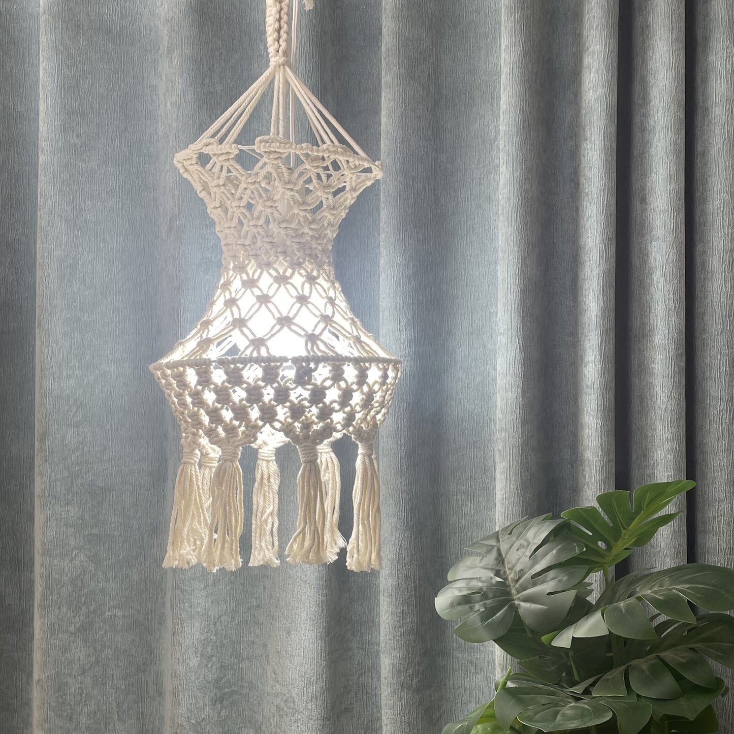 1 Handwoven Nordic Bohemian Macrame Lampshade - Cylindrical Polyester Fiber Decorative Lampshade,With Polished Metal Accents,No Electricity Required,Suitable for Families、Apartment、Housewarming Gift、Comfortable Bedroom Decoration|Nordic Design|Durable cra