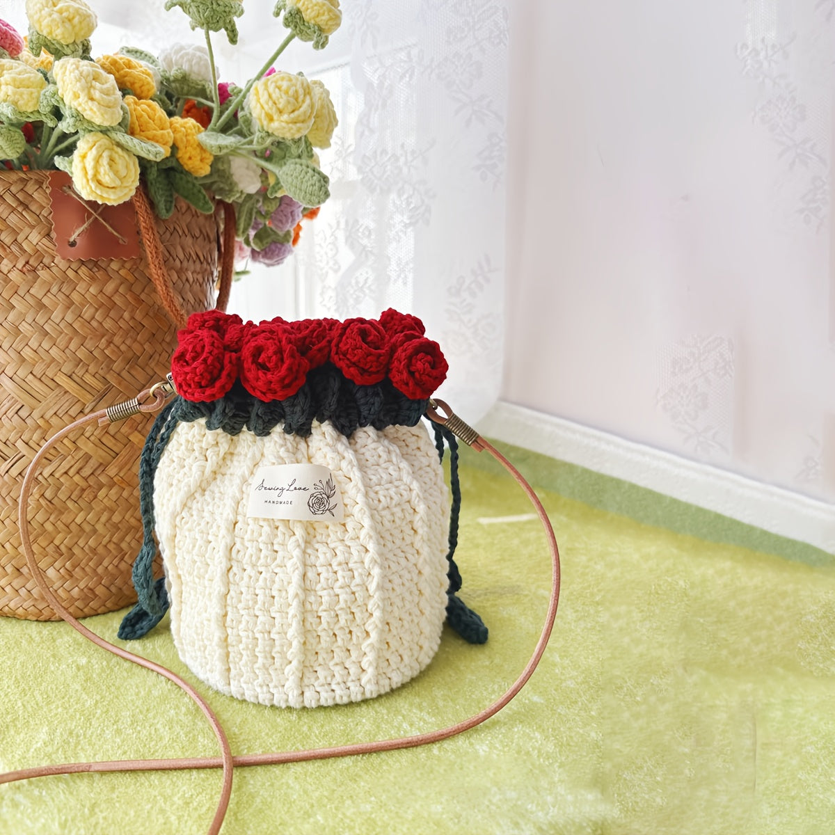 (Finished Product)Handmade Crochet Flower Bag Knitted Rose Bouquet Bag for Women3D Floral Crossbody Bag Knitted Clutch,For parties use/Vacation、Women's Bags for Holiday Gifts and Casual Accessories(Including Gift Bag)