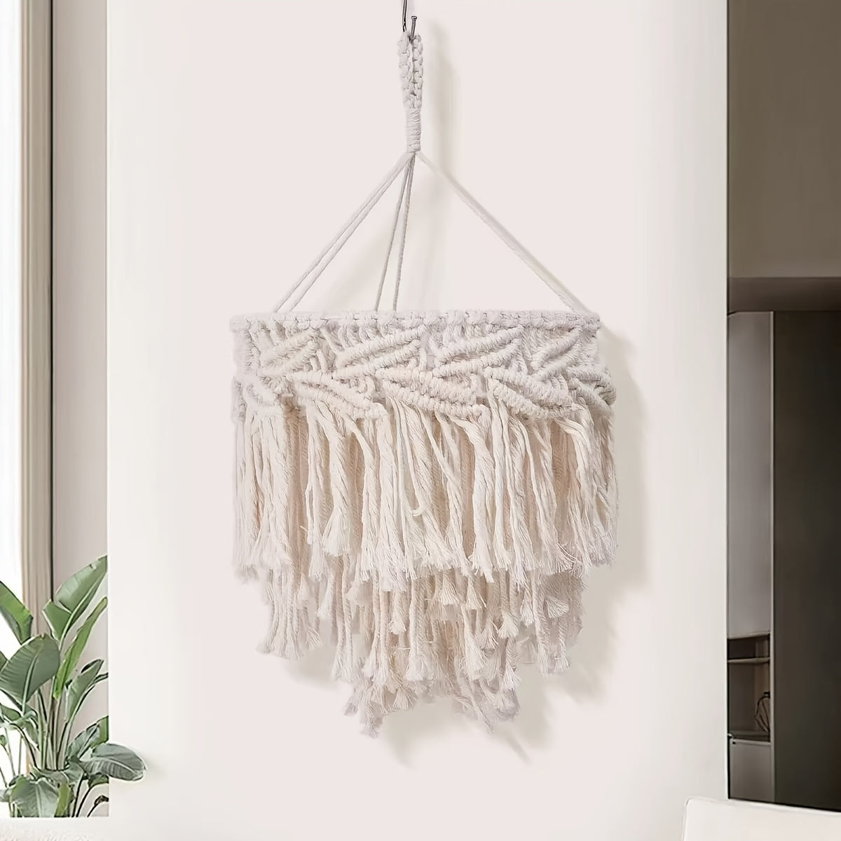 A Nordic Style Home Decorative Pendant Light、Handwoven Tapestry Lampshade