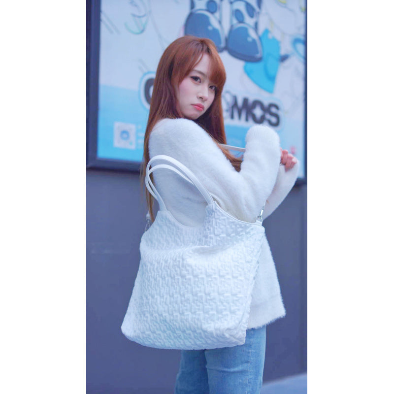 Two-tone Tote Bag2025New Large Capacity Casual Waterproof Tote Bag for Women in Cream White with Textured Pattern/Obsidian Black Coarse Flower Commuter Shopping Bag