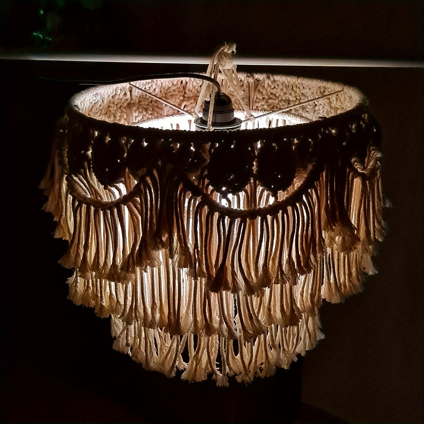Handmade Bohemian Tassel Pendant Lampshade - Art Fabric Decorative Lighting,Exquisite Crochet Design,Easy to Install,No Battery Required,Multifunctional Home Decor,Wireless Lighting Accessories,Edge Curling Art Decoration