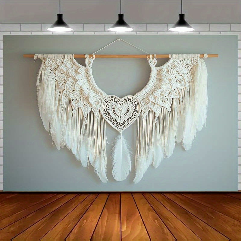 Bohemian Style Crochet Feather Heart Pendant - Polyester Texture Tapestry Wall Decoration,Suitable for Living Room、Bedroom and Party Decoration,No Electricity Needed Rustic Home Decor,Bohemian Style Handwoven,Retro Fashion,Exquisite Details,Feather embell