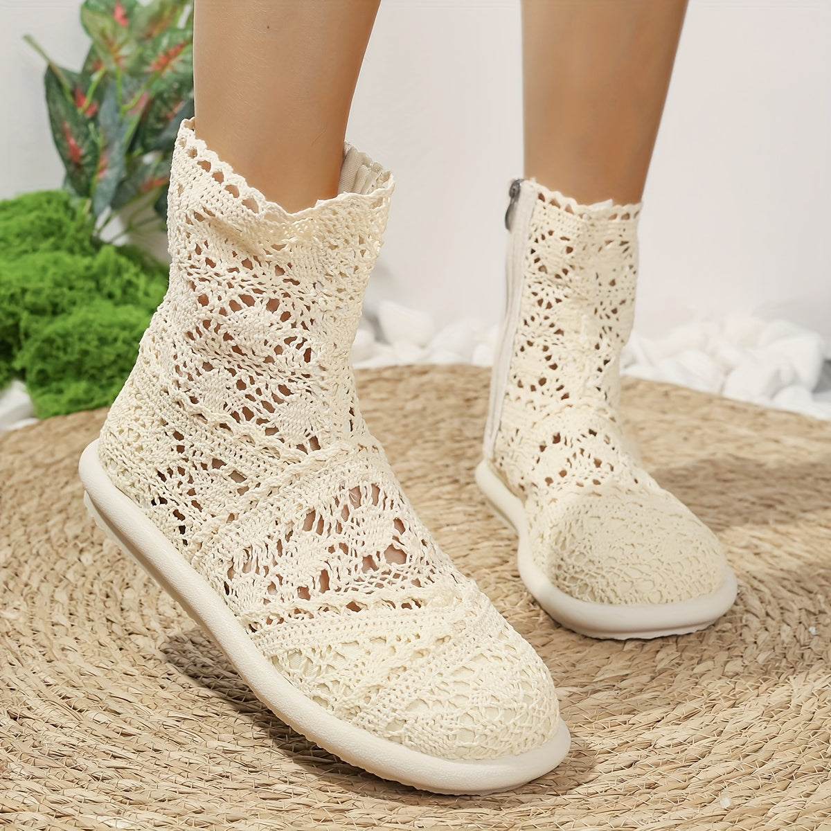Women'S Elegant Lace-Up Ankle Boots - Breathable Crochet Design, Flat Heel, Zipper Closure, Closed Toe, Summer Fashion Boots for Casual & Formal Outfits, Versatile Footwear, Decorative Lace Detailing