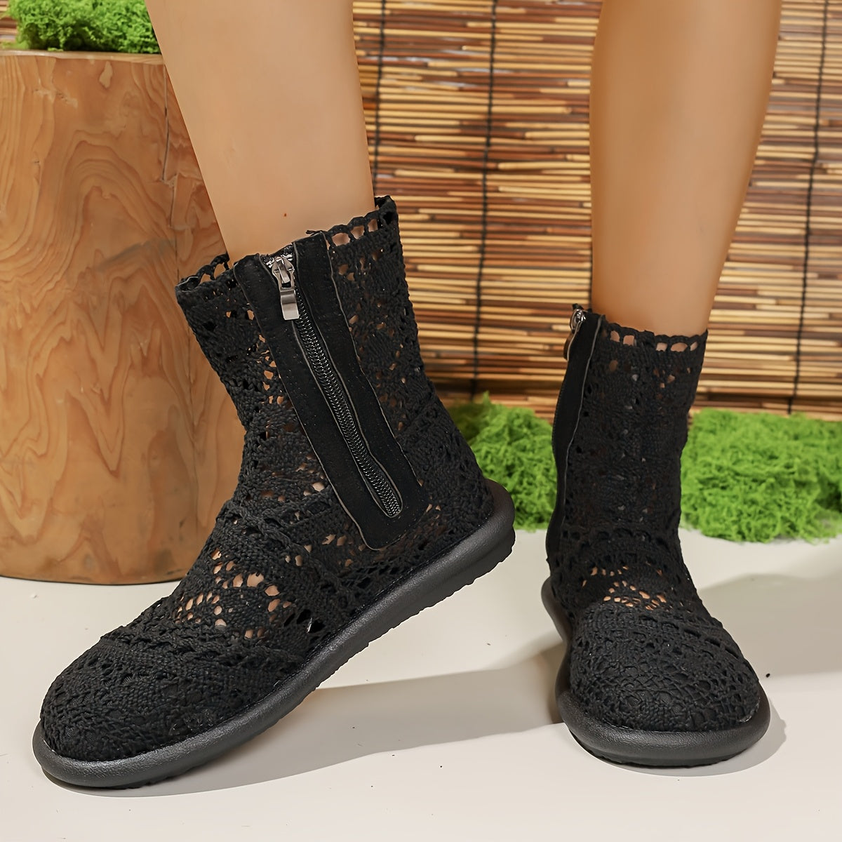 Women'S Elegant Lace-Up Ankle Boots - Breathable Crochet Design, Flat Heel, Zipper Closure, Closed Toe, Summer Fashion Boots for Casual & Formal Outfits, Versatile Footwear, Decorative Lace Detailing