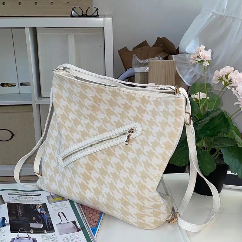 Houndstooth Retro Shoulder Bag ins Women's Wind Bag2025New Light Luxury Commuter Messenger Bag Beige Fashion